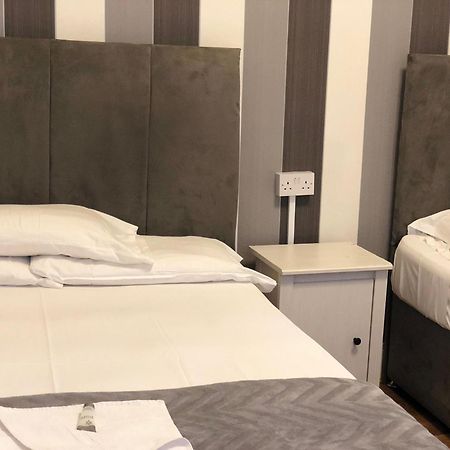 The Crystal Lodge Hotel Croydon Esterno foto