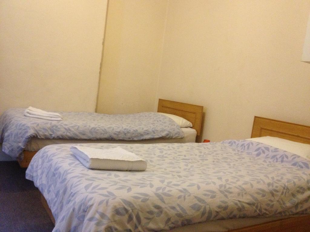 The Crystal Lodge Hotel Croydon Esterno foto