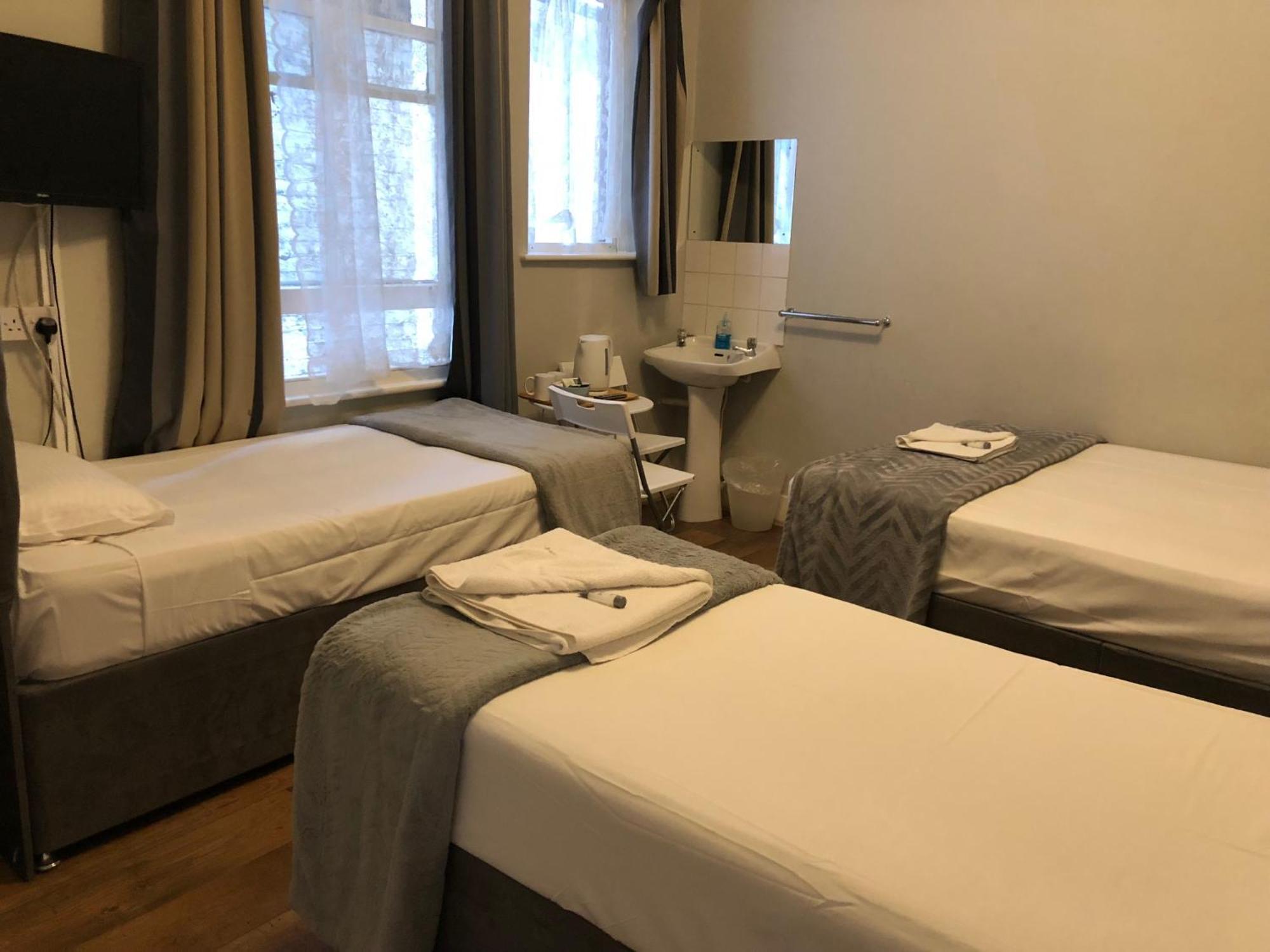 The Crystal Lodge Hotel Croydon Esterno foto