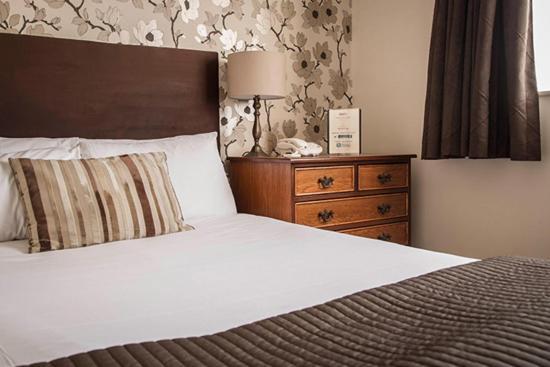 The Crystal Lodge Hotel Croydon Esterno foto